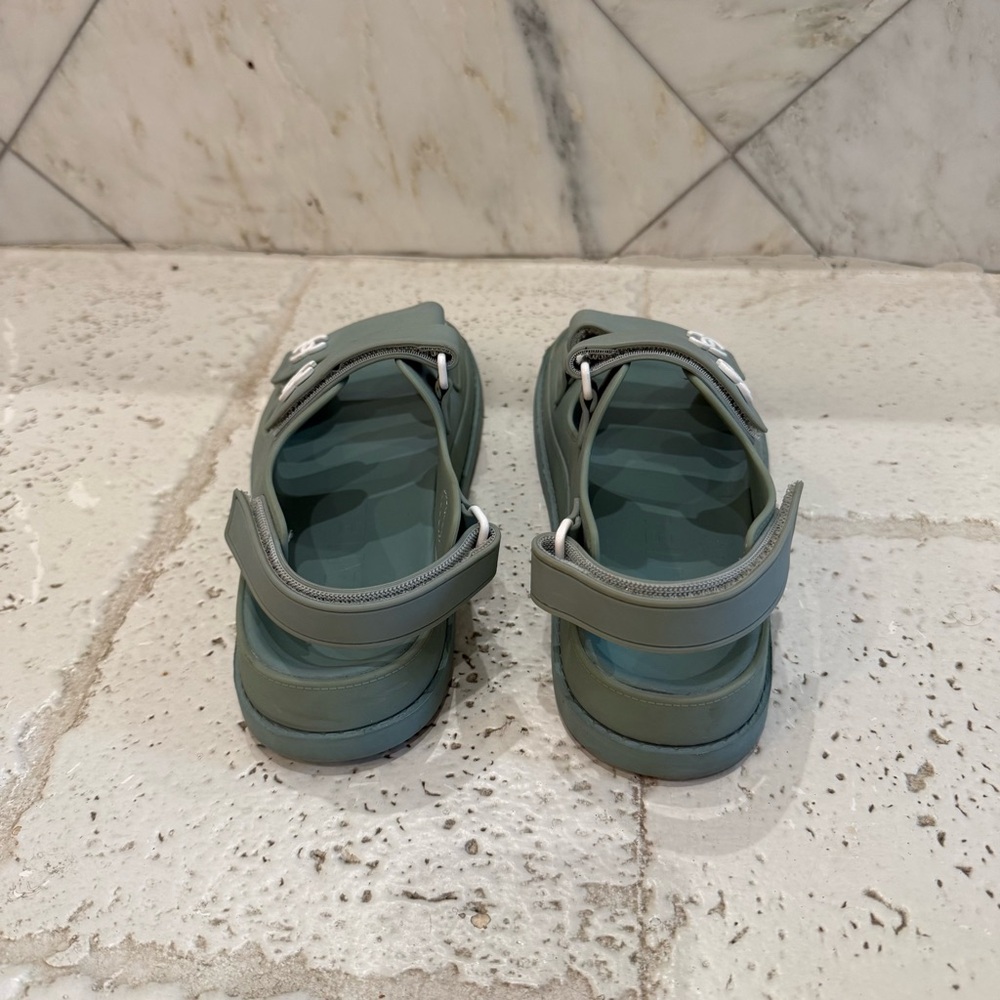 Chanel sandals - Picture 4 of 6
